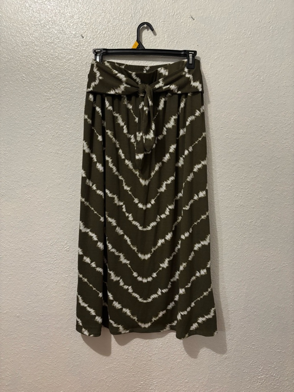 Cato Olive Green and White Chevron Tie-Waist Maxi Skirt